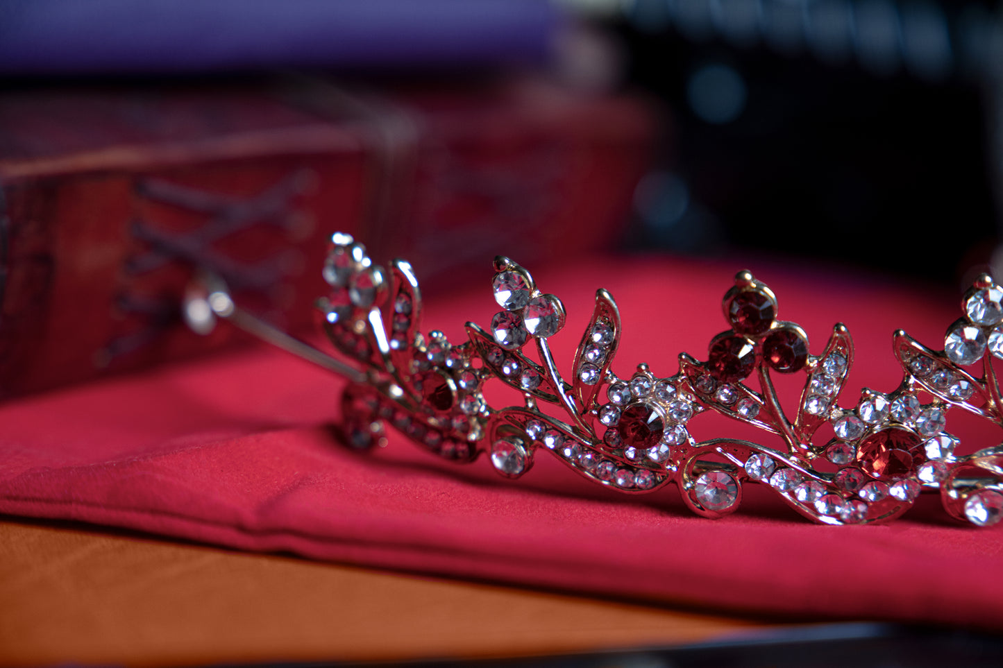 Lastanna Crown